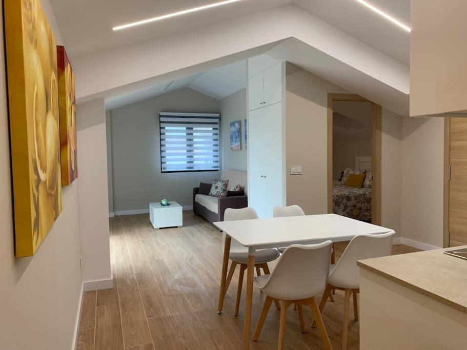Apartamento D'As Baladas O Grove Exteriör bild